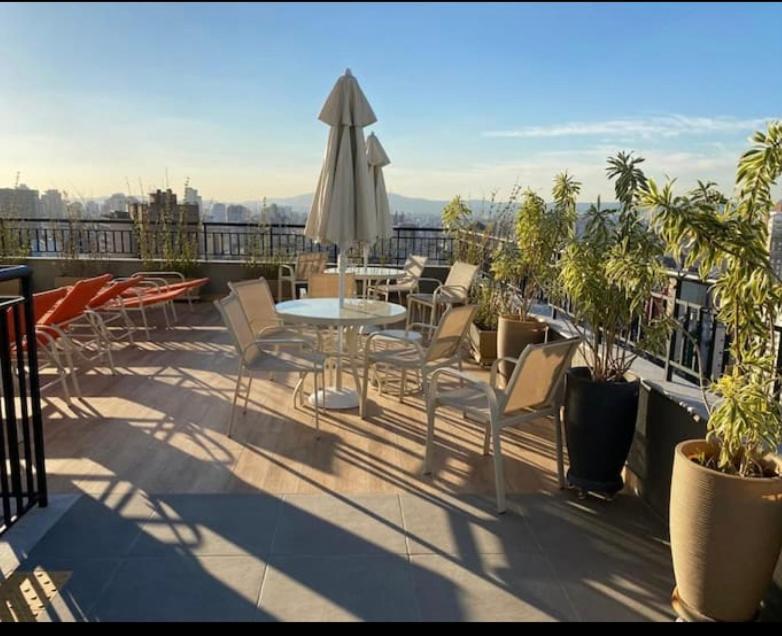 Studio Charmoso Com Terraco E Vista! Sao Paulo Dış mekan fotoğraf