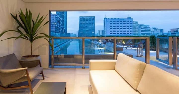 Studio Charmoso Com Terraco E Vista! Sao Paulo Dış mekan fotoğraf